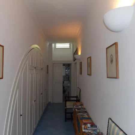 Sleeps 8 Wifi Villa *